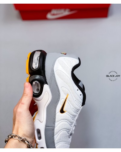 Nike air max plus TN scarpe nike TN bianche limi.
