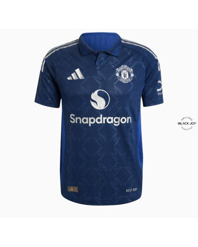 Manchester united away 24 25 trasferta