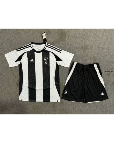Kit Juventus home 24 25 maglia e pantaloncini juve